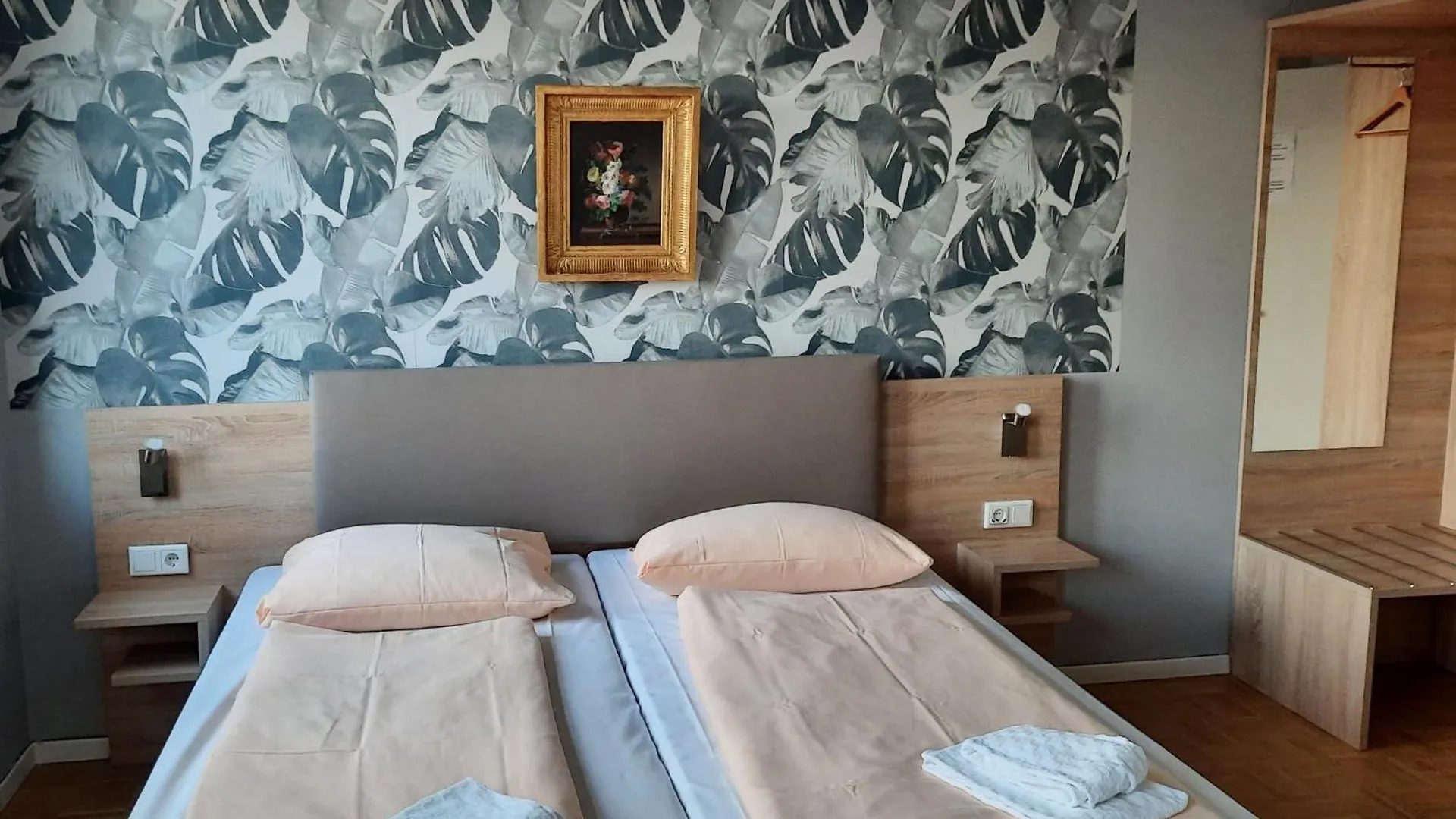 Hotel Residenz Duesseldorf 3*, Düsseldorf Almanya
